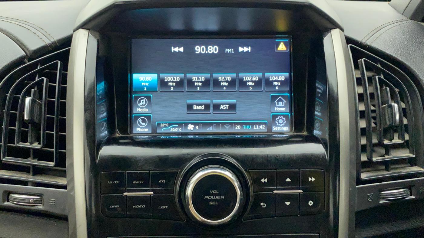 2019 Mahindra XUV500 W11 AT, Diesel, Automatic, 36,921 km, Infotainment System