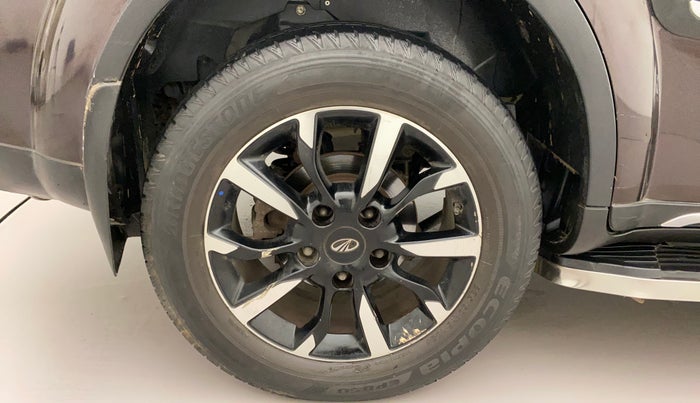 2019 Mahindra XUV500 W11 AT, Diesel, Automatic, 36,921 km, Right Rear Wheel