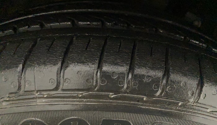 2014 Honda City 1.5L I-VTEC VX CVT, Petrol, Automatic, 28,598 km, Right Rear Tyre Tread