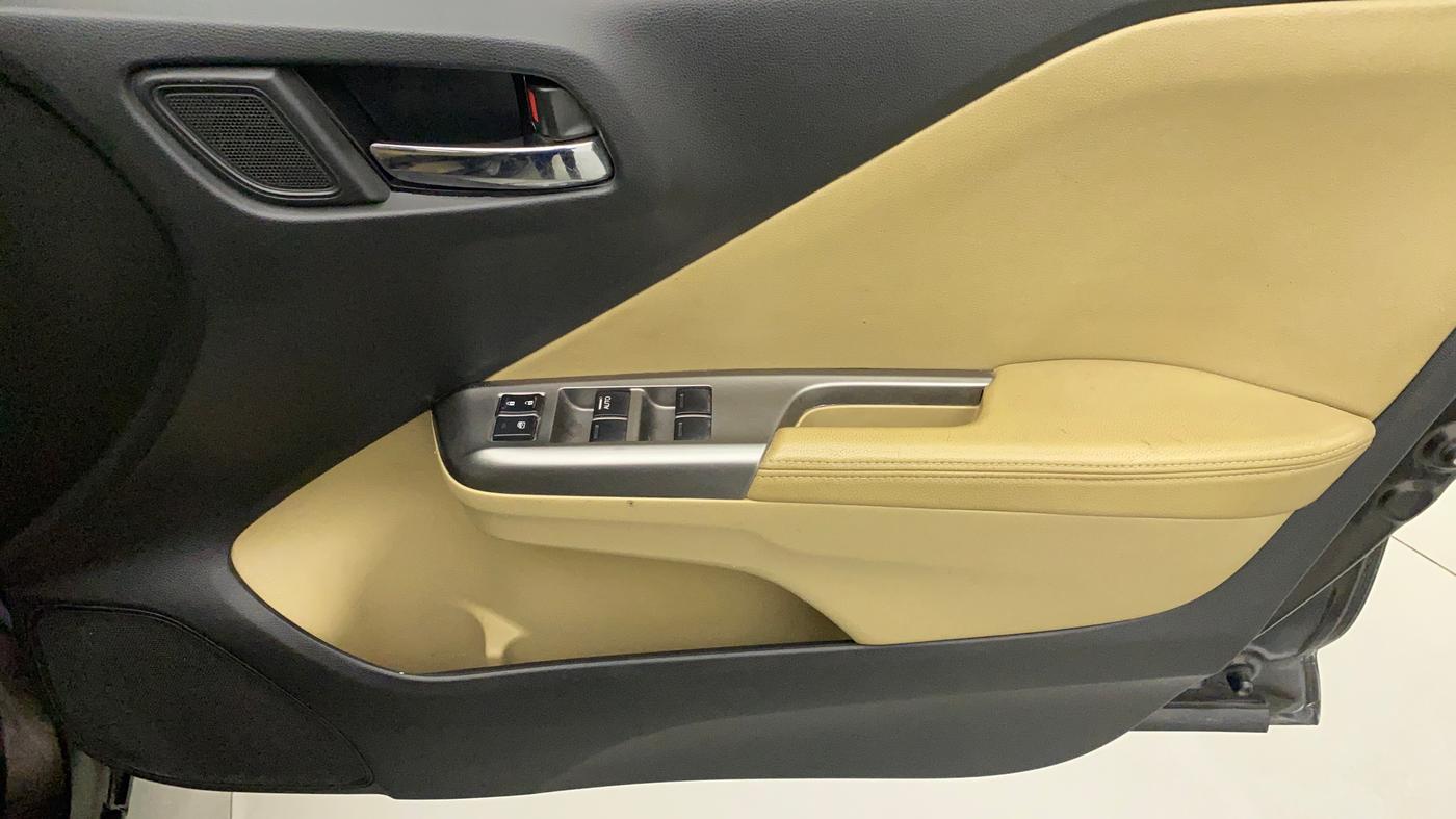 2014 Honda City 1.5L I-VTEC VX CVT, Petrol, Automatic, 28,598 km, Driver Side Door Panels Control