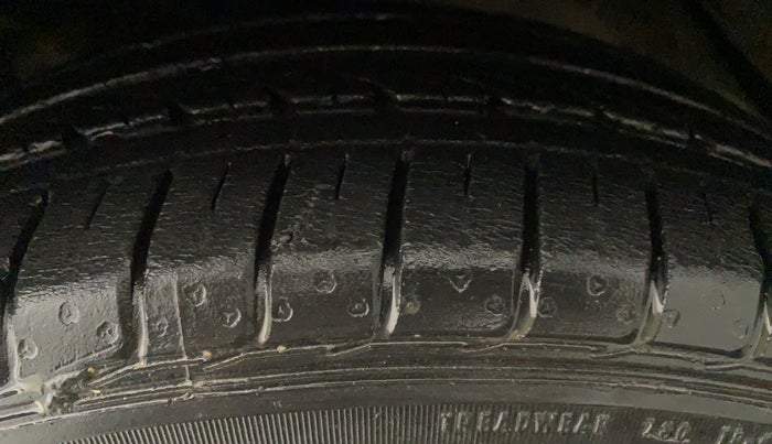 2014 Honda City 1.5L I-VTEC VX CVT, Petrol, Automatic, 28,598 km, Left Rear Tyre Tread