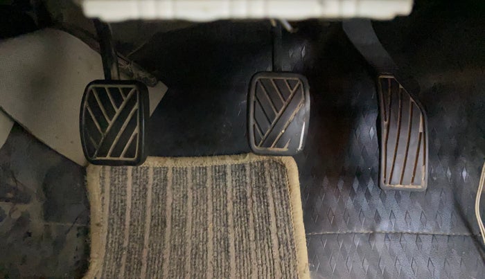 2016 Maruti Ciaz ZXI+, Petrol, Manual, 69,954 km, Pedals