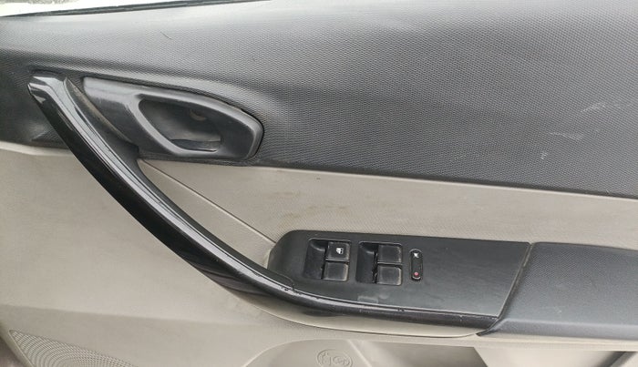 2018 Tata Tiago XM PETROL, CNG, Manual, 58,652 km, Driver Side Door Panels Control