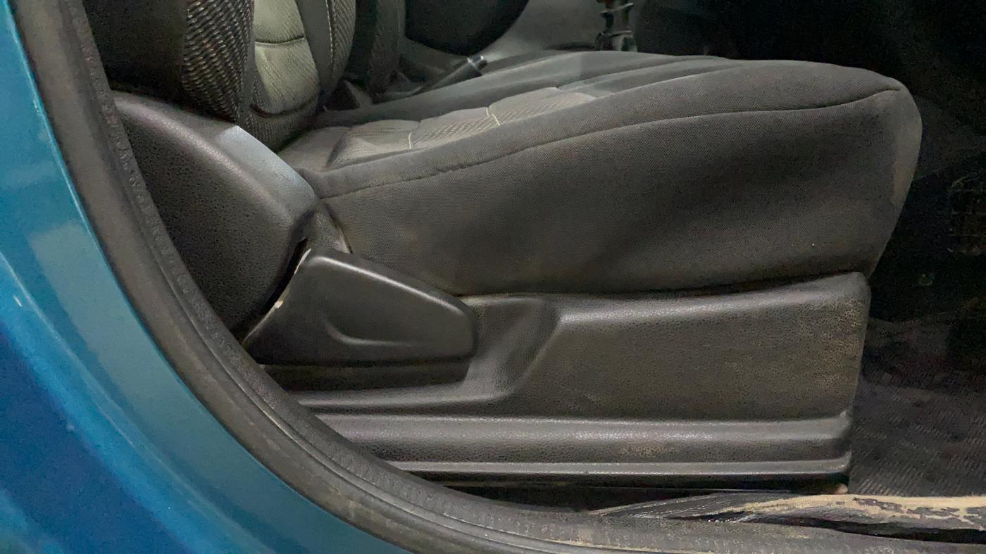 2021 Renault Kwid NEOTECH RXL 0.8, Petrol, Manual, 62,458 km, Driver Side Adjustment Panel