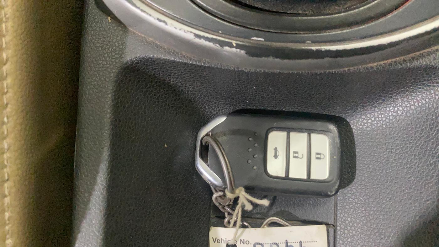 2019 Honda City 1.5L I-VTEC ZX, Petrol, Manual, 61,091 km, Key Close Up