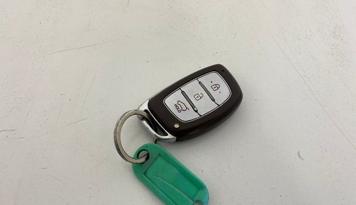 2016 Hyundai Creta SX PLUS AT 1.6 PETROL, Petrol, Automatic, 41,040 km, Key Close Up