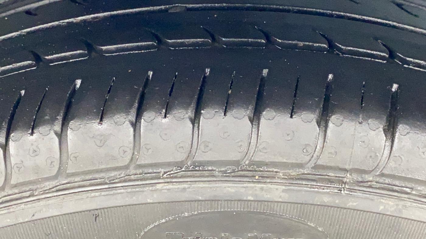 2019 Maruti New Wagon-R VXI 1.2 AMT, Petrol, Automatic, 74,018 km, Right Rear Tyre Tread