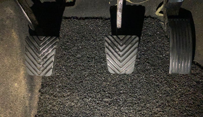 2019 Hyundai VENUE S 1.2, Petrol, Manual, 68,423 km, Pedals