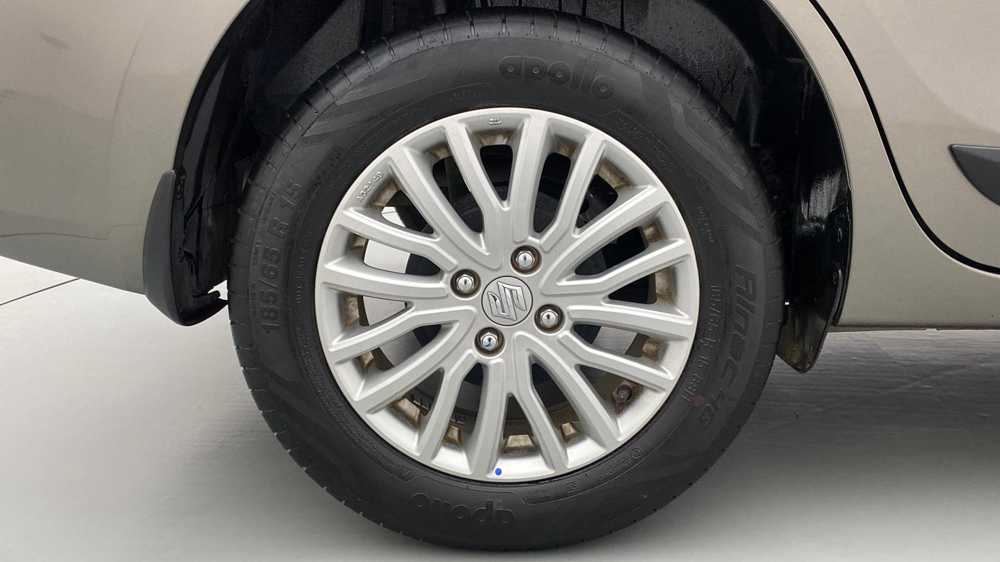 2021 Maruti Dzire ZXI AMT, Petrol, Automatic, 10,811 km, Right Rear Wheel