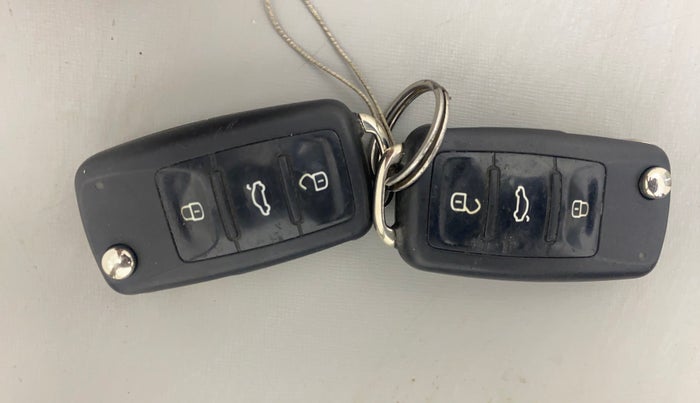 2017 Volkswagen Ameo HIGHLINE DSG 1.5 DIESEL , Diesel, Automatic, 86,369 km, Key Close Up