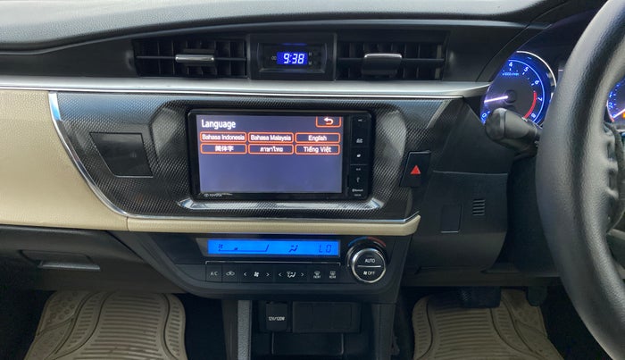 2014 Toyota Corolla Altis VL AT, Petrol, Automatic, 95,996 km, Air Conditioner
