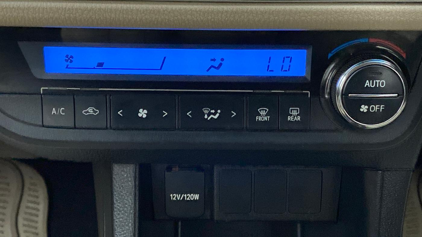 2014 Toyota Corolla Altis VL AT, Petrol, Automatic, 95,996 km, Automatic Climate Control