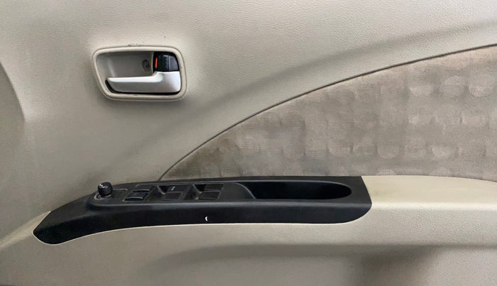 2016 Maruti Celerio ZXI, Petrol, Manual, 72,716 km, Driver Side Door Panels Control