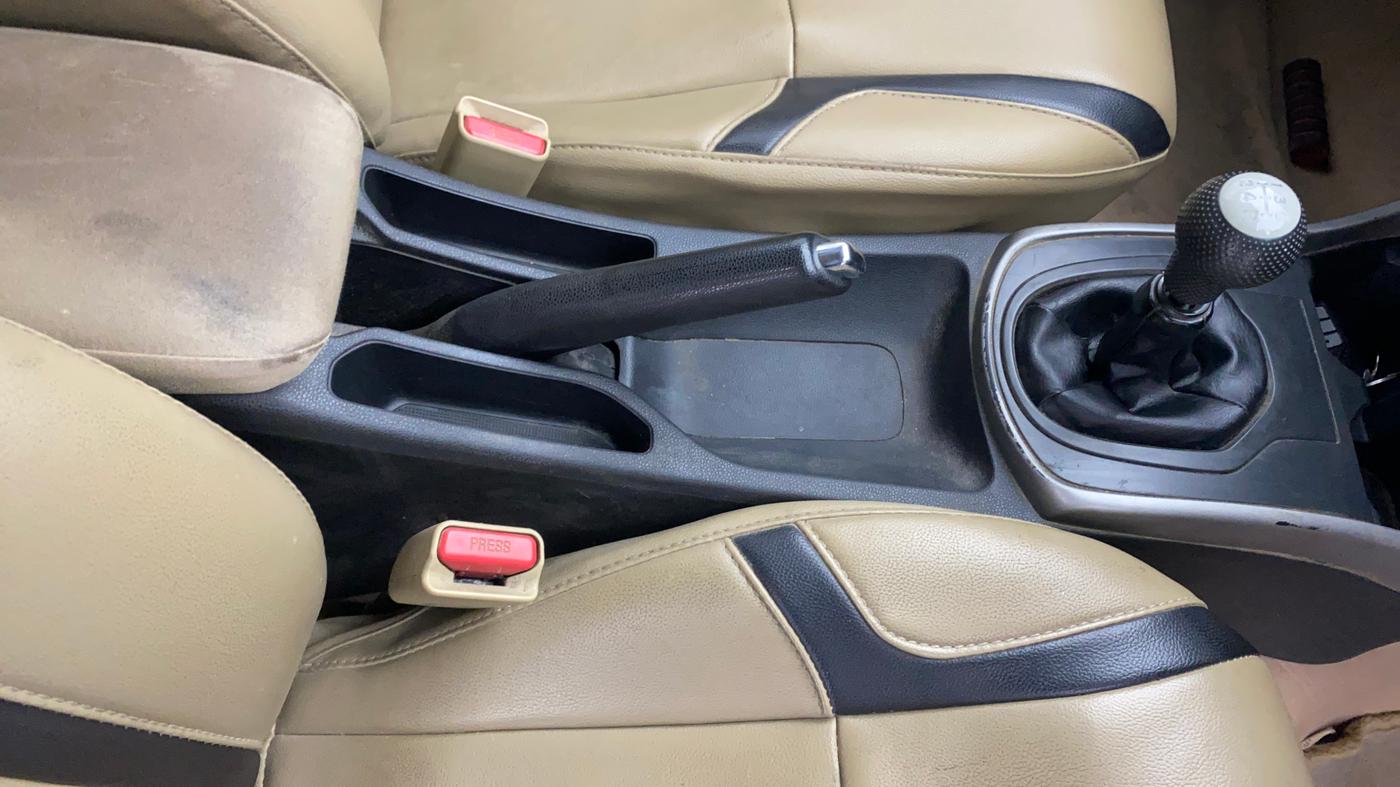 2018 Honda City 1.5L I-VTEC V MT, Petrol, Manual, 92,087 km, Gear Lever