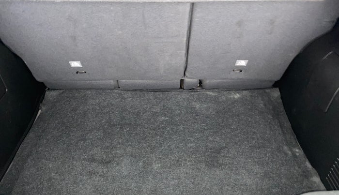 2021 Renault Kiger RXT MT, Petrol, Manual, 40,610 km, Boot Inside