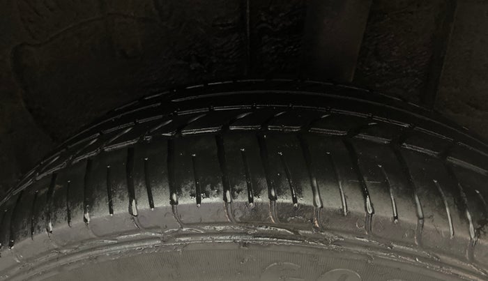 2021 Renault Kiger RXT MT, Petrol, Manual, 40,610 km, Left Rear Tyre Tread