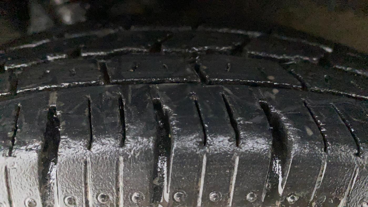 2010 Maruti A Star VXI, Petrol, Manual, 93,527 km, Left Front Tyre Tread