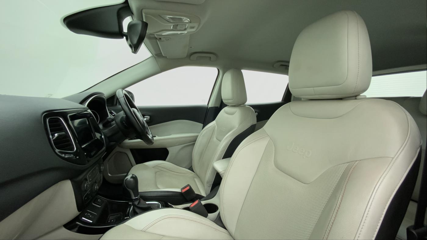 2017 Jeep Compass LIMITED 1.4 AT, Petrol, Automatic, 66,542 km, Right Side Front Door Cabin