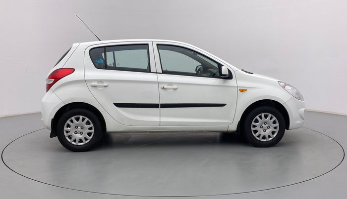 2011 Hyundai i20 MAGNA (O) 1.2, Petrol, Manual, 57,087 km, Right Side View