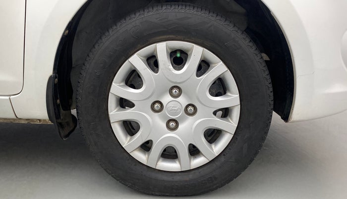 2011 Hyundai i20 MAGNA (O) 1.2, Petrol, Manual, 57,087 km, Right Front Wheel