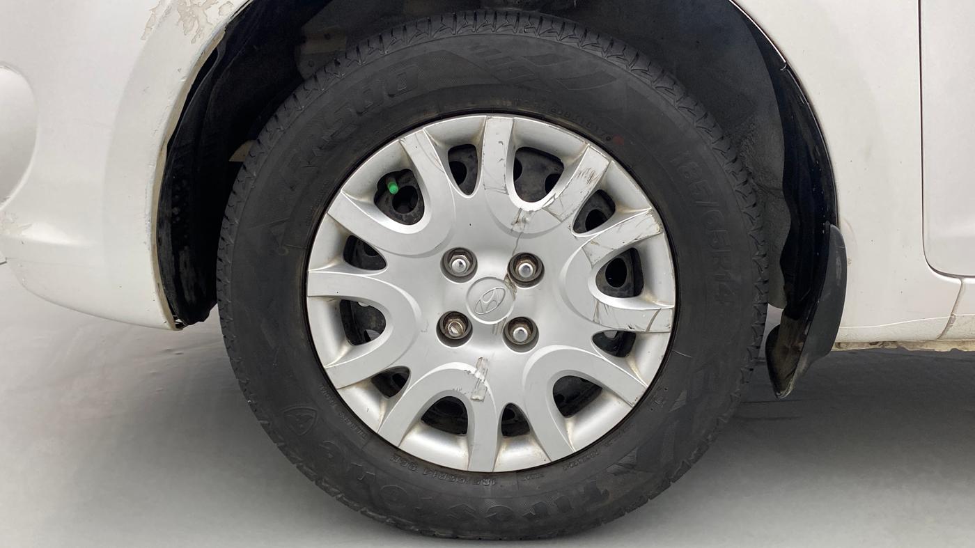2011 Hyundai i20 MAGNA (O) 1.2, Petrol, Manual, 57,087 km, Left Front Wheel