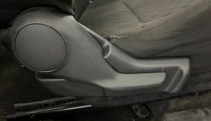2018 Maruti Baleno DELTA PETROL 1.2, Petrol, Manual, 45,405 km, Driver Side Adjustment Panel