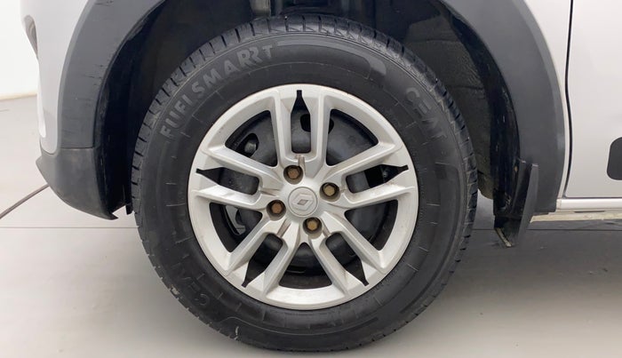 2021 Renault TRIBER RXT, Petrol, Manual, 10,283 km, Left Front Wheel