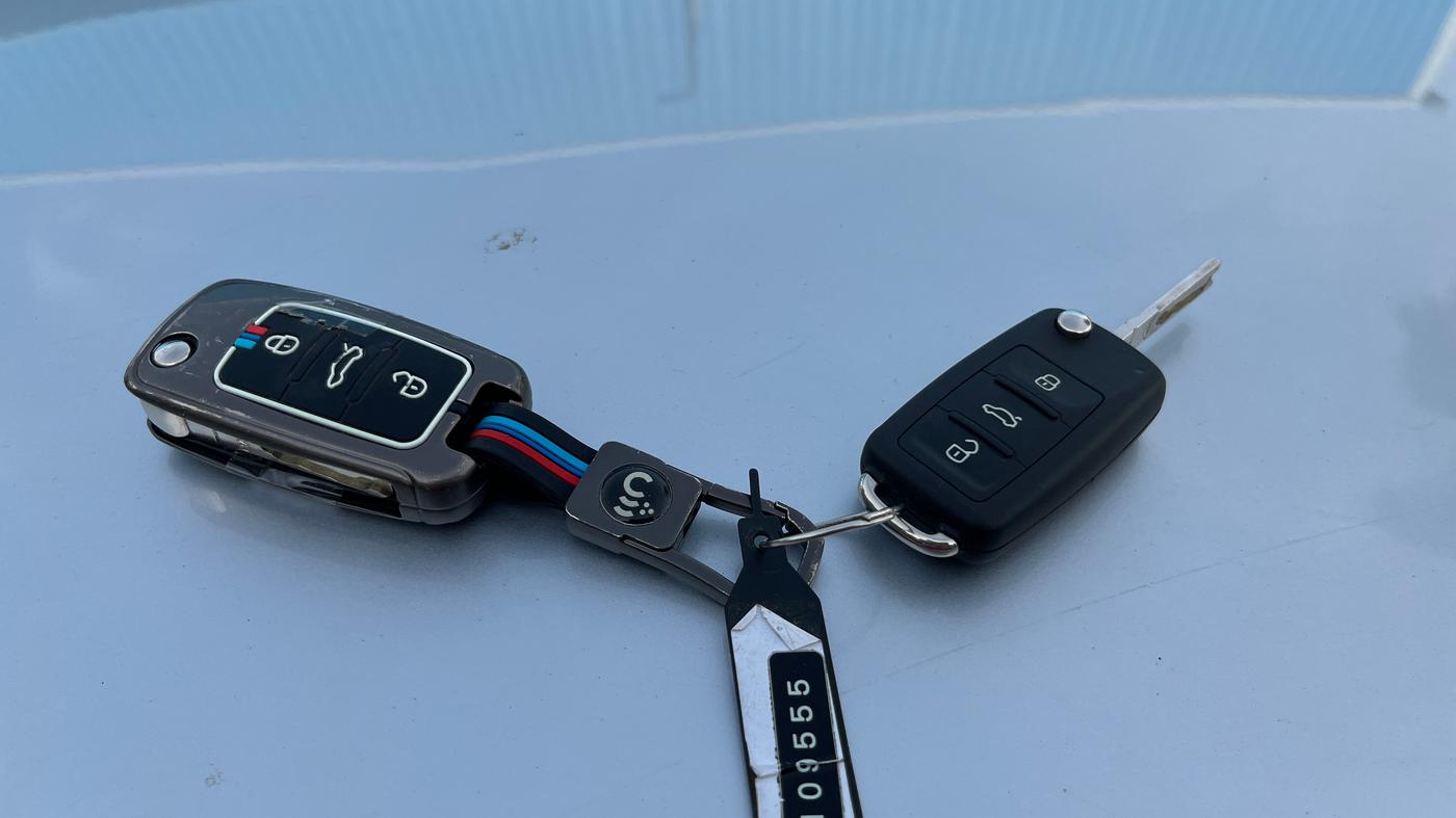 2018 Volkswagen Polo HIGHLINE1.2L, Petrol, Manual, 63,404 km, Key Close Up