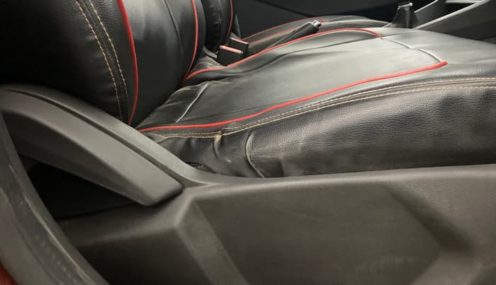 2018 Ford New Figo TREND 1.2 PETROL, Petrol, Manual, 24,343 km, Driver Side Adjustment Panel