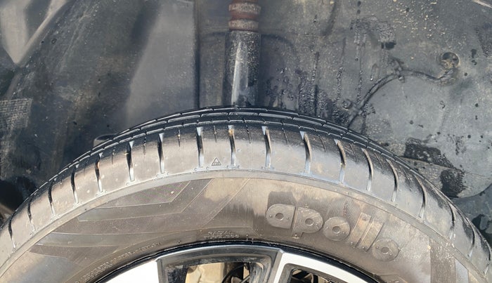 2023 Tata PUNCH CREATIVE  MT, Petrol, Manual, 10,274 km, Right Rear Tyre Tread