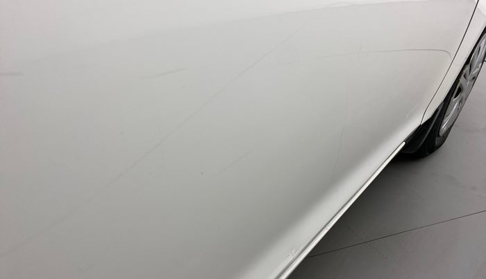 2017 Maruti Swift VXI, Petrol, Manual, 17,893 km, Driver-side door - Minor scratches