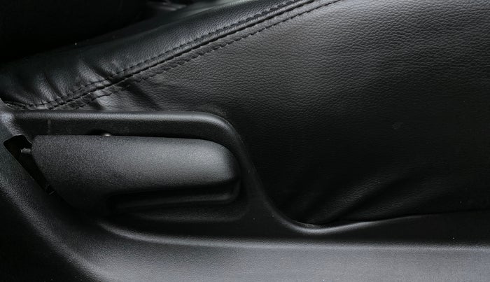 2017 Maruti Swift VXI, Petrol, Manual, 17,893 km, Driver Side Adjustment Panel