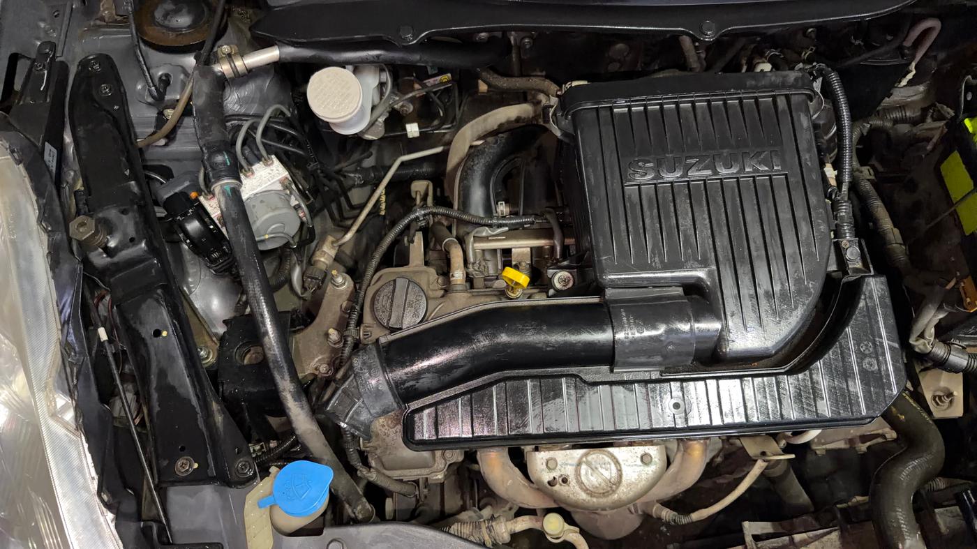 2014 Maruti Swift Dzire ZXI, Petrol, Manual, 42,192 km, Engine View - Right