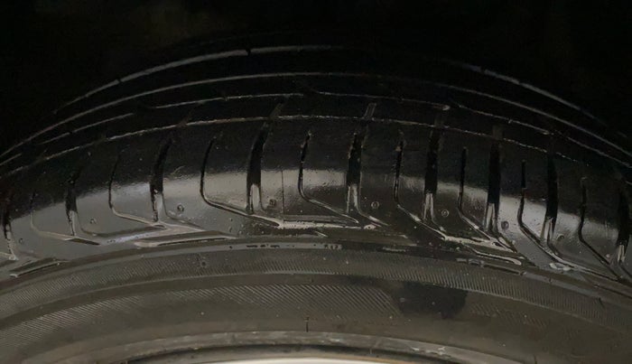 2023 Tata NEXON XMA PETROL, Petrol, Automatic, 28,958 km, Left Front Tyre Tread