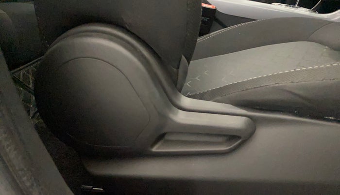 2023 Tata NEXON XMA PETROL, Petrol, Automatic, 28,958 km, Driver Side Adjustment Panel