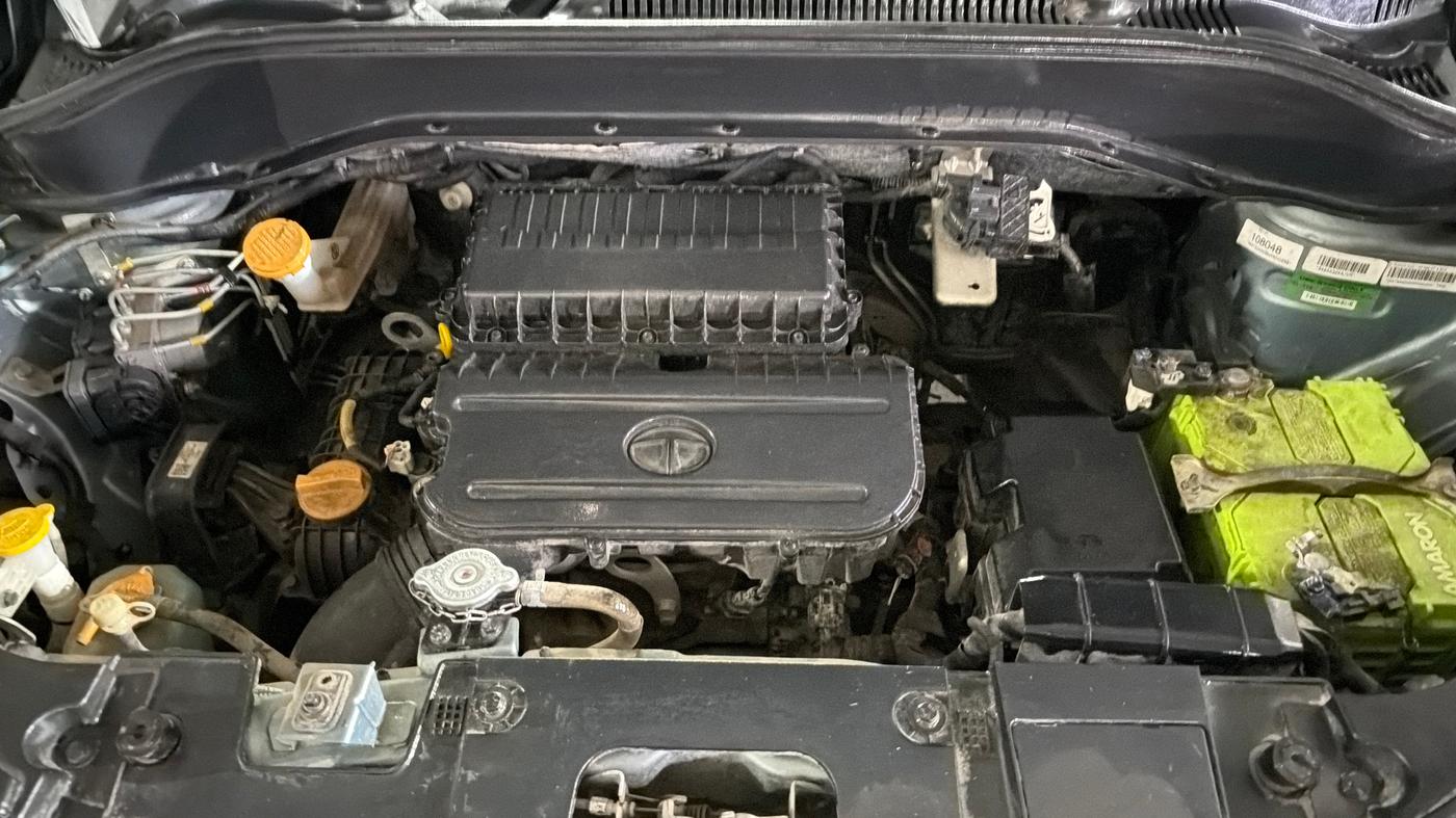 2021 Tata PUNCH ACCOMPLISHED MT, Petrol, Manual, 31,700 km, Engine View