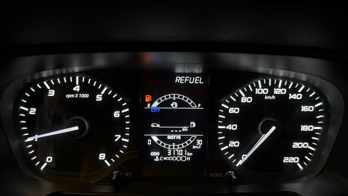 2021 Tata PUNCH ACCOMPLISHED MT, Petrol, Manual, 31,700 km, Odometer Image