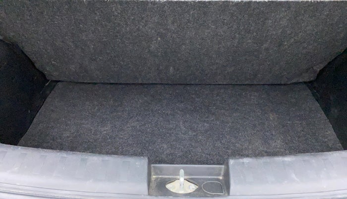 2011 Maruti Swift ZXI D, Petrol, Manual, 49,957 km, Boot Inside