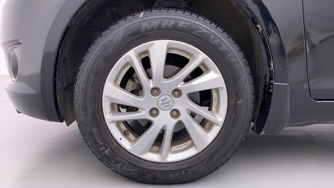 2011 Maruti Swift ZXI D, Petrol, Manual, 49,957 km, Left Front Wheel