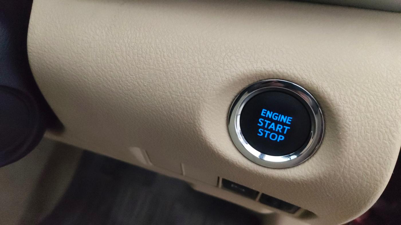 2018 Toyota YARIS V CVT, Petrol, Automatic, 16,576 km, Keyless Start/ Stop Button