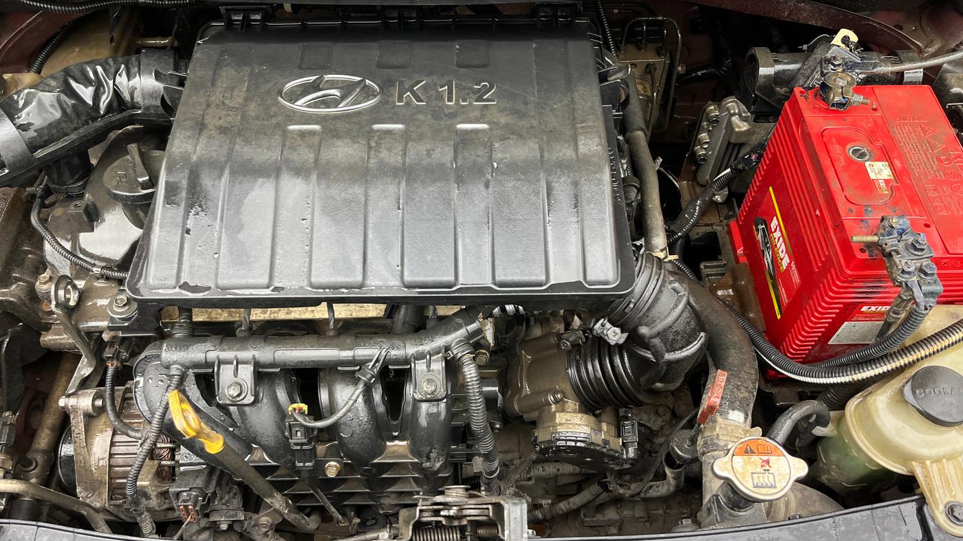 2016 Hyundai Grand i10 ASTA AT 1.2 KAPPA VTVT, Petrol, Automatic, 98,537 km, Engine View