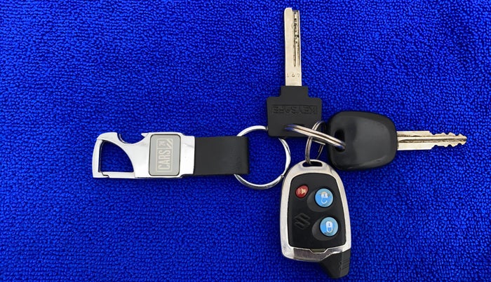 2016 Maruti Alto 800 LXI, Petrol, Manual, 24,378 km, Key Close Up