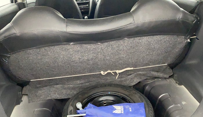 2016 Maruti Alto 800 LXI, Petrol, Manual, 24,378 km, Dicky (Boot door) - Parcel tray missing