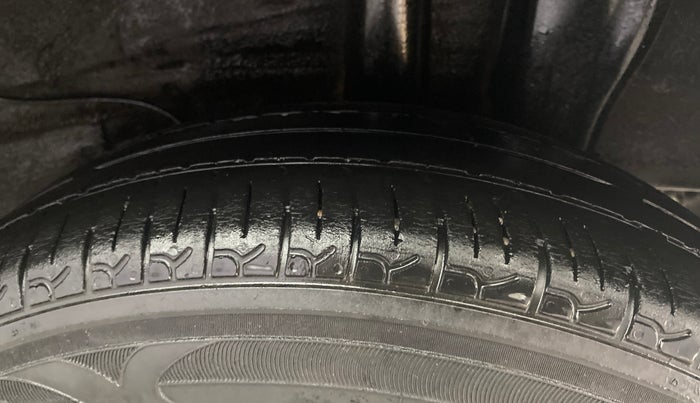 2021 Hyundai NEW SANTRO MAGNA, Petrol, Manual, 49,097 km, Left Rear Tyre Tread