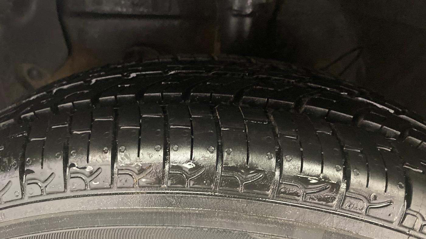 2021 Hyundai NEW SANTRO MAGNA, Petrol, Manual, 49,097 km, Left Front Tyre Tread