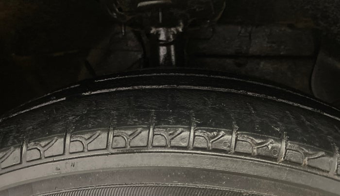 2021 Hyundai NEW SANTRO MAGNA, Petrol, Manual, 49,097 km, Right Front Tyre Tread