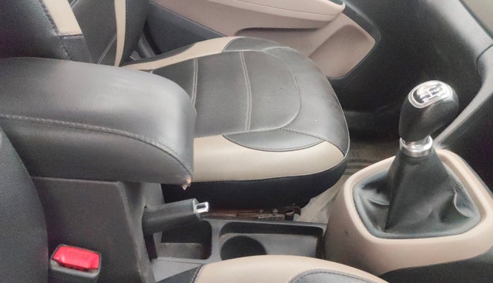 2015 Hyundai Grand i10 ASTA (O) 1.2 KAPPA VTVT, Petrol, Manual, 85,577 km, Gear Lever