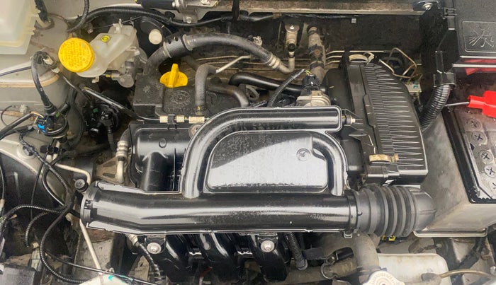 2022 Renault Kwid CLIMBER 1.0 AMT, Petrol, Automatic, 28,648 km, Engine View