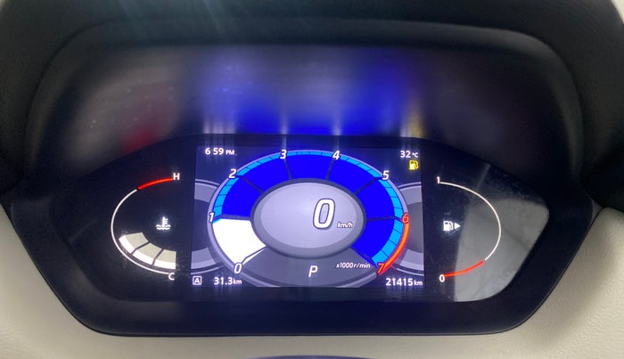 2021 Nissan MAGNITE XV TURBO CVT, Petrol, Automatic, 21,415 km, Odometer Image