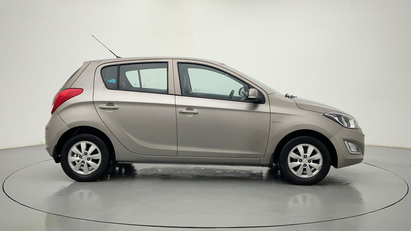 2014 Hyundai i20 SPORTZ 1.2 VTVT, Petrol, Manual, 49,373 km, Right Side